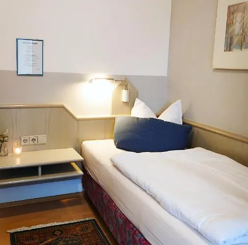 Garni Zur Traube Hotel *